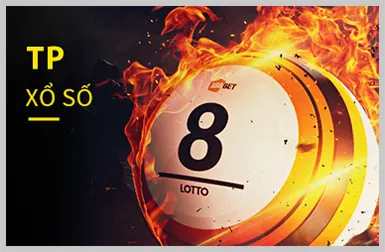 Sân tennis với vợt và bóng, logo pg66 login